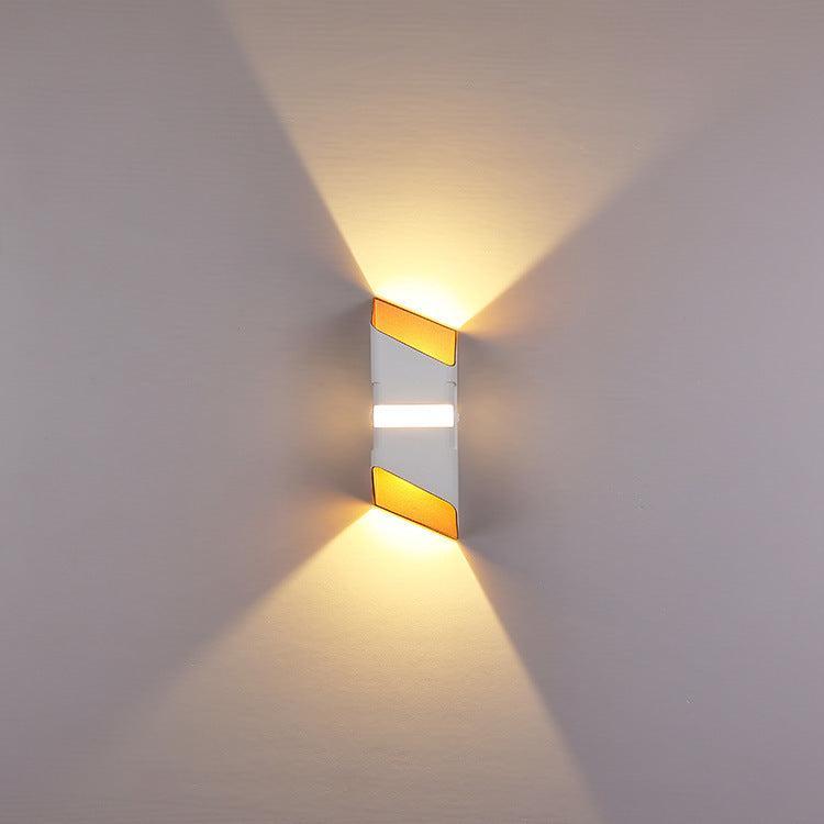 Moderner wetterfester led außen-wandlampen-wandleuchte mit auf- und abwärtsbeleuchtung