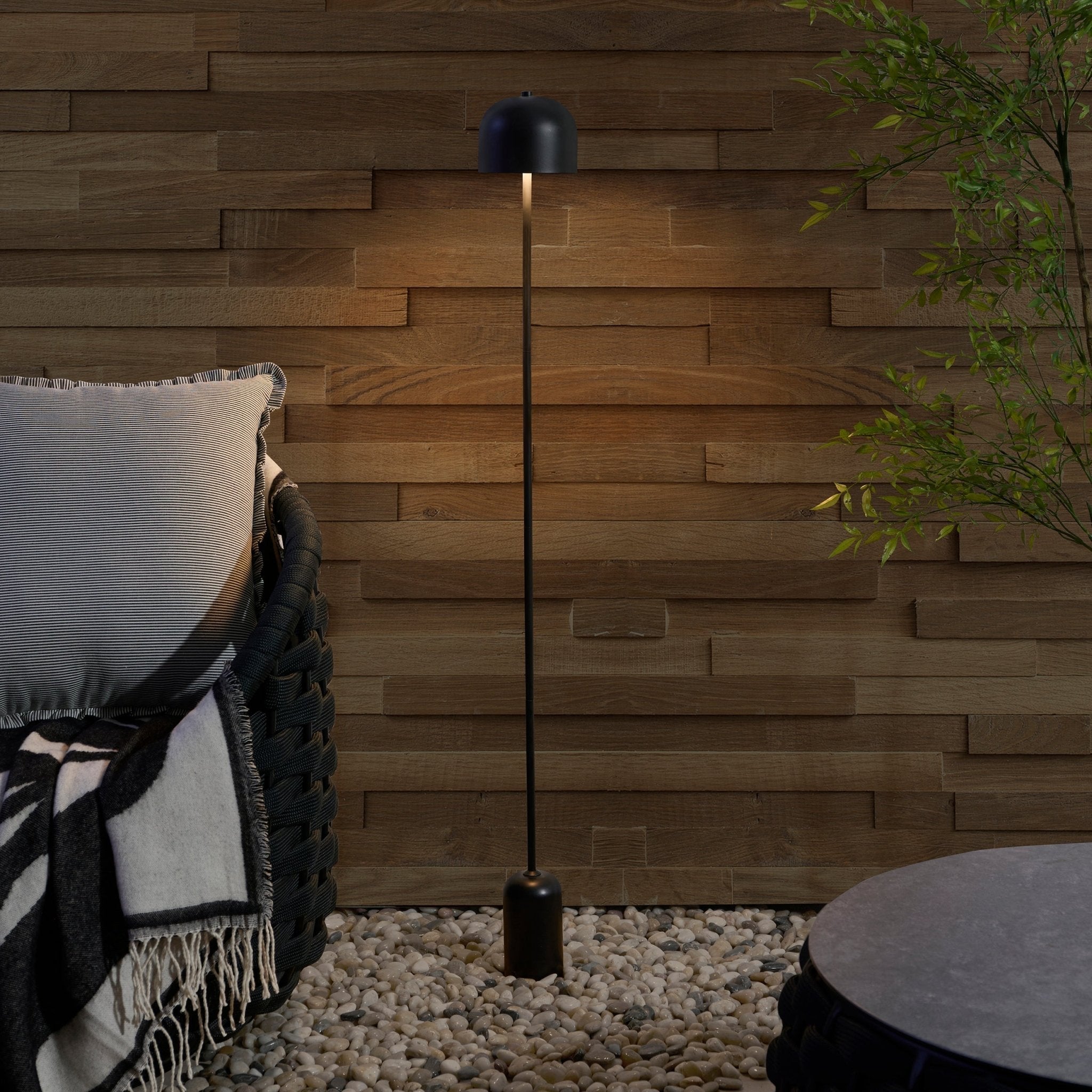 Wasserdichte led wiederaufladbare bodenleuchte - schwarz